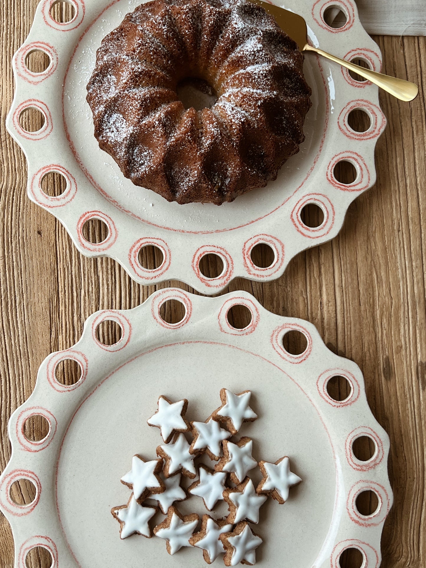 Claus Feast Dish