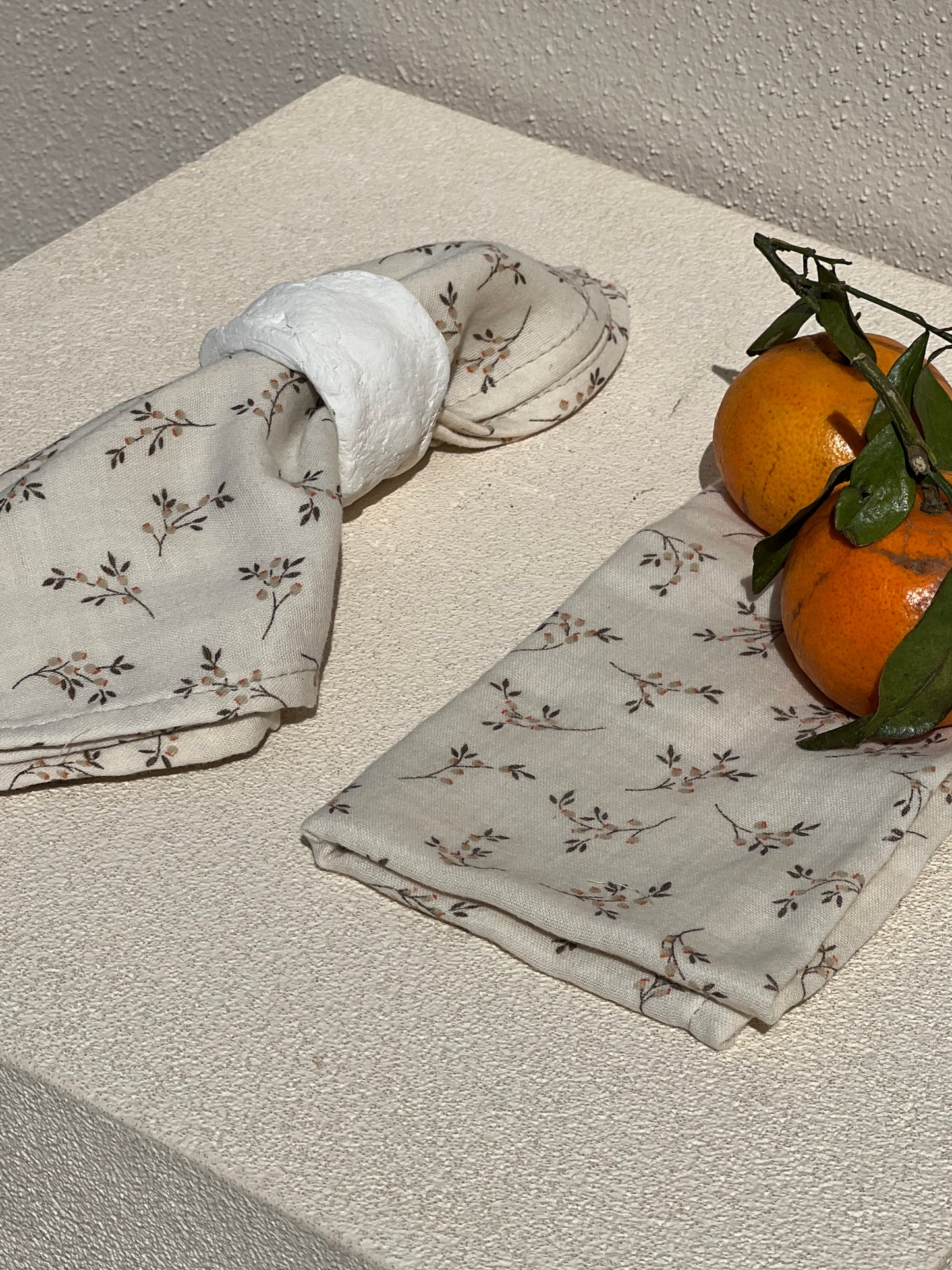 2 x Amore Napkins