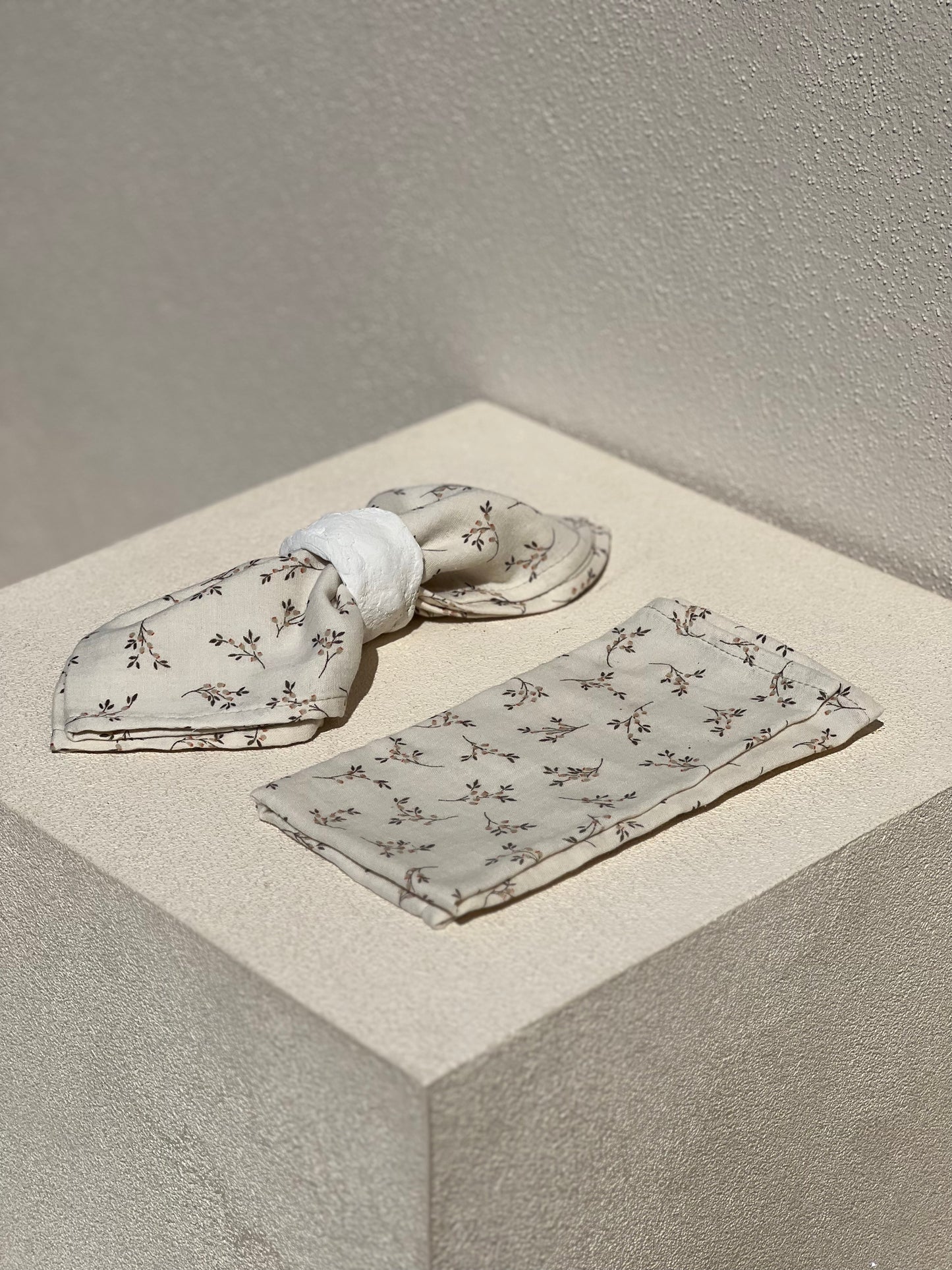 2 x Amore Napkins
